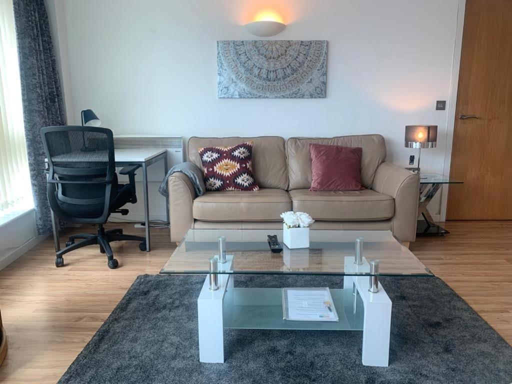 Marco Island -Spacious City Centre 2 Bedroom Apartment Nottingham Exterior foto